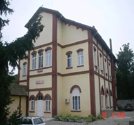 River Park Hotel